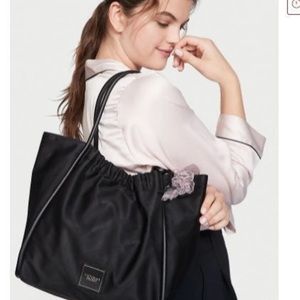 VICTORIA'S SECRET VS Noir Tote Bag